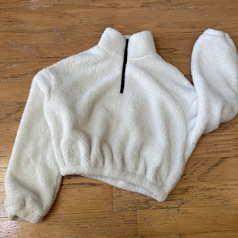 white teddy bear sherpa pullover jacket